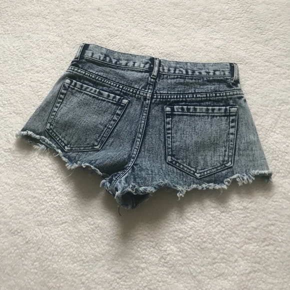Forever 21 High waisted shorts - Picture 3 of 8